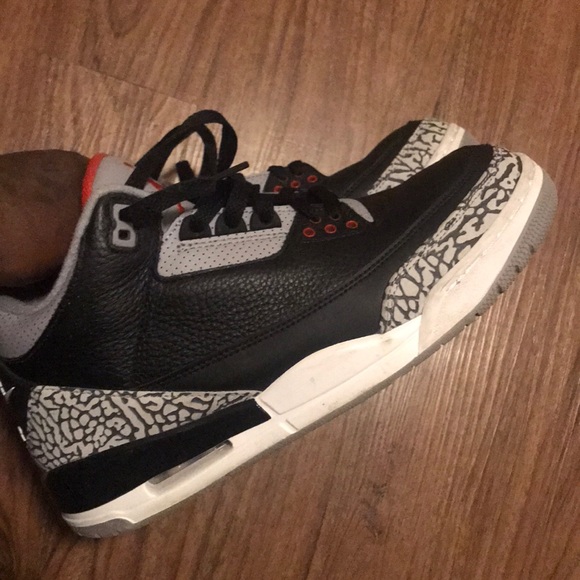 Retro Jordan 3 - Picture 3 of 7